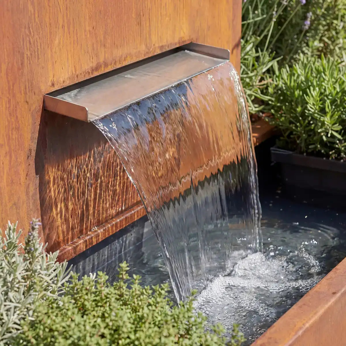 Wasserflle aus Cortenstahl - moduform
