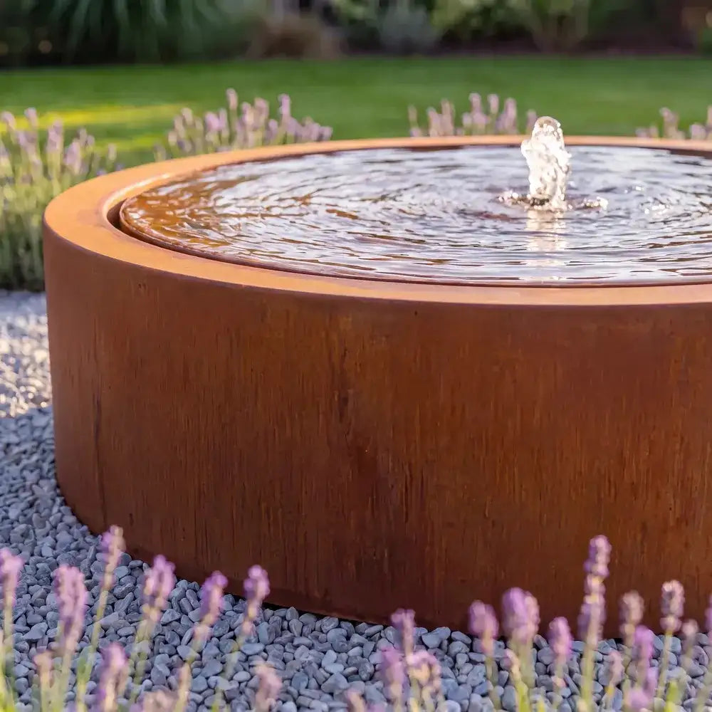 Wassertisch Rivo-Rund aus Cortenstahl