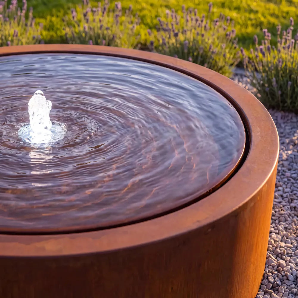 Wassertisch Rivo-Rund aus Cortenstahl