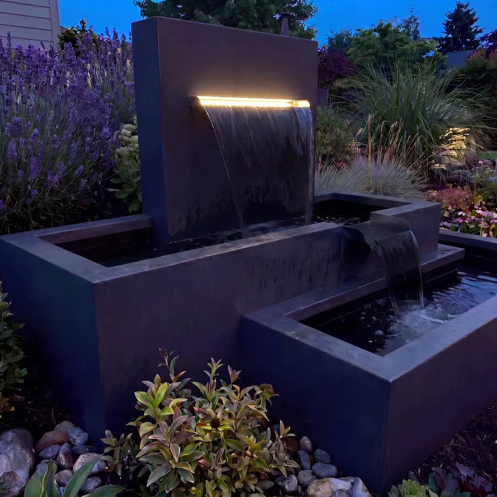 Kaskadenbrunnen Vela mit Wasserfall • Aluminium