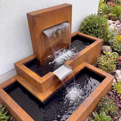 Kaskadenbrunnen Vela mit Wasserfall • Cortenstahl