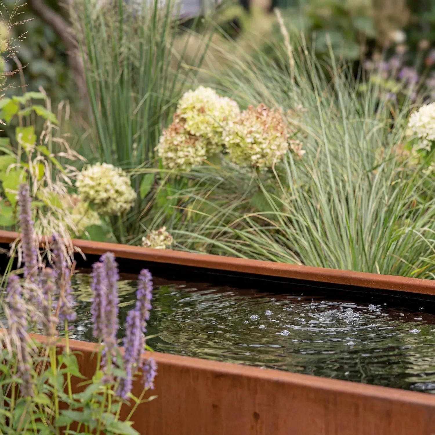 Wasserbecken Q • Cortenstahl