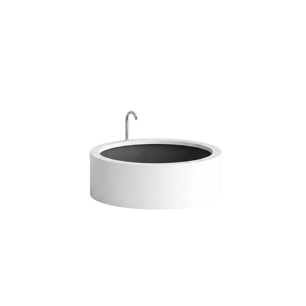Rundes Wasserbecken aus Aluminium mit Bogeneinlauf • S7