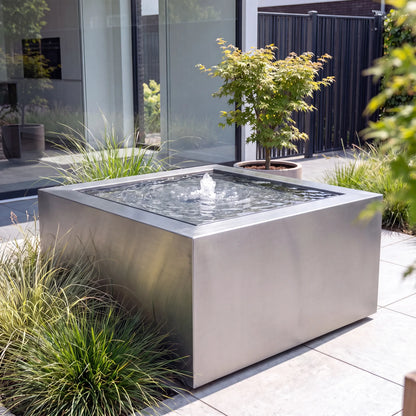 Wassertisch Rivo-Quadratisch aus Edelstahl